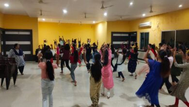 Photo of पत्थलगांव में गरबा की तैयारी जोरों पर, मैरिज गार्डन में थिरकेंगे महिला बच्चे,,,इनसे करे संपर्क