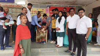 Photo of दो बूंद पोलियो की दवा पिलाने के कार्यक्रम का जिला भाजपा उपाध्यक्ष सुनील अग्रवाल ने सिविल अस्पताल पत्थलगांव में किया शुभारंभ