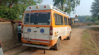 Photo of *विधायक गोमती साय ने संवेदनशीलता के साथ परिजनों के निवदेन पर मुंबई से एयर एम्बुलेंस से मृतक बंधन राम यादव के पार्थिव देह पहुंचा गृह ग्राम बांसबहार*