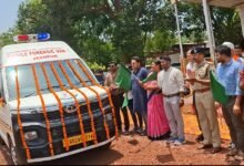 Photo of जशपुर पुलिस को मिली ‘लैब ऑन व्हील्स’, अब घटनास्थल पर ही होगी वैज्ञानिक जांच जनप्रतिनिधियों एवं अधिकारियों ने हरी झंडी दिखाकर रवाना किया।