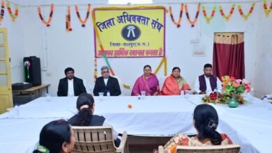 Photo of जिला अधिवक्ता संघ भवन के जीर्णोद्धार एवं नवीन भवन निर्माण कार्य का हुआ भूमिपूजन