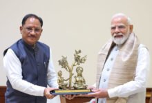 Photo of प्रधानमंत्री  नरेंद्र मोदी से मुख्यमंत्री  विष्णु देव साय ने की भेंट, छत्तीसगढ़ के विकास और ‘बस्तर विजन’ पर हुई विस्तृत चर्चा
