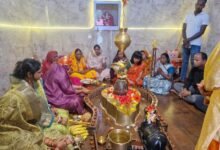 Photo of गुरु पूर्णिमा पर विधायक गोमती साय ने लोरो शिव मंदिर में प्रज्वलित किए 101 दीप
