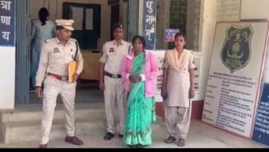 Photo of पति की हत्या… फिर सूटकेस में छिपाई लाश! जशपुर के सनसनीखेज हत्याकांड में पत्नी को उम्रकैद, कोर्ट बोला— ‘ऐसे जघन्य अपराध पर नरमी नहीं’